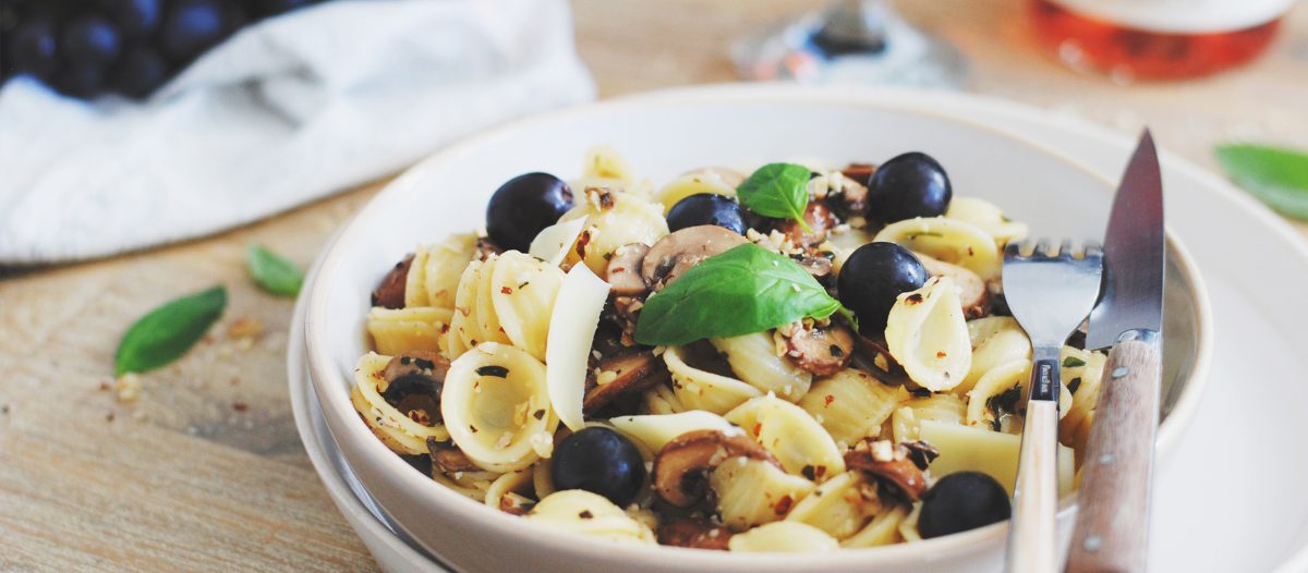 Orecchiettes aux champignons & pesto de noisettes